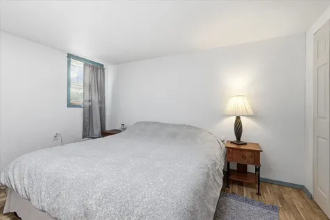2570 Elm Dubuque IA 52001