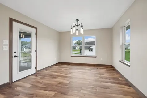 1006 Sage Oak Manchester IA 52057