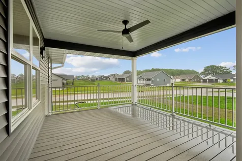 1006 Sage Oak Manchester IA 52057