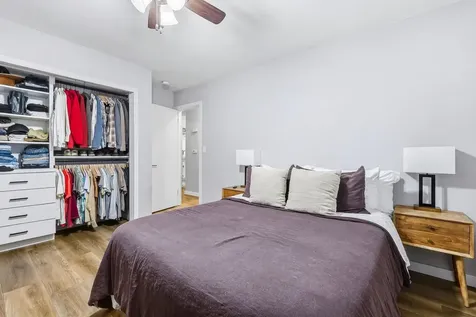 2934 Timberline Dubuque IA 52001