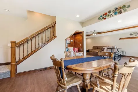 8343 Turkey Valley Dubuque IA 52003