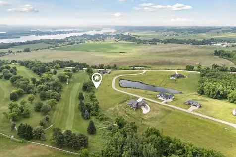 32153 387th Bellevue IA 52031