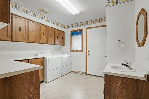 2666 310th Hopkinton IA 52237