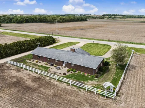 2666 310th Hopkinton IA 52237