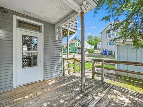 2508 Windsor Dubuque IA 52001