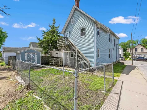 2508 Windsor Dubuque IA 52001