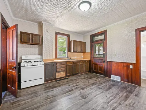 2508 Windsor Dubuque IA 52001