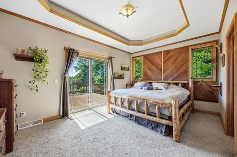 37754 390th Guttenberg IA 52052