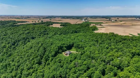 37754 390th Guttenberg IA 52052