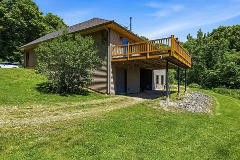 37754 390th Guttenberg IA 52052
