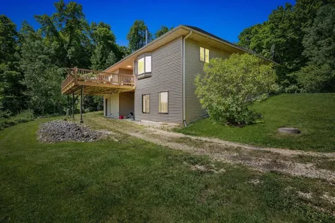 37754 390th Guttenberg IA 52052