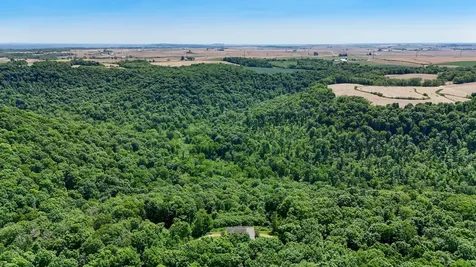 37754 390th Guttenberg IA 52052
