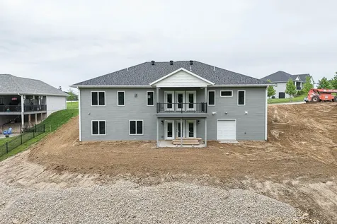 1374 Cedar Trail Dubuque IA 52003