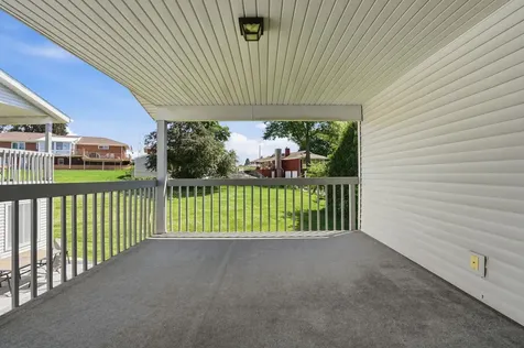 2312 Pasadena Drive, Unit 77 Dubuque IA 52001