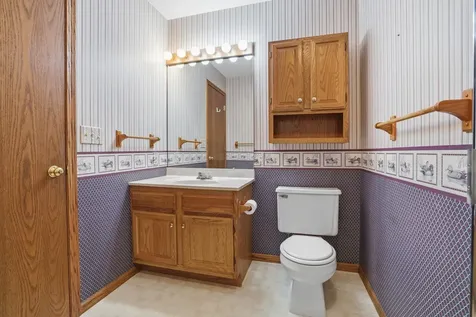 2312 Pasadena Drive, Unit 77 Dubuque IA 52001