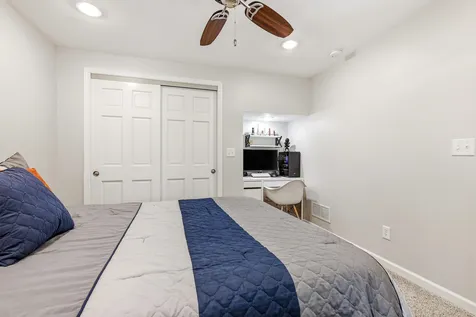 10294 Emberwood Dubuque IA 52001