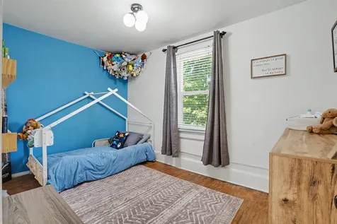 215 Lowell Dubuque IA 52001