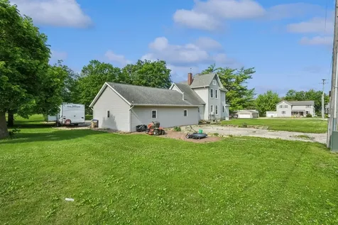 204 College Avenue NE Hopkinton IA 52237