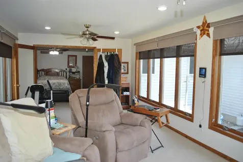 506 N Second Guttenberg IA 52052