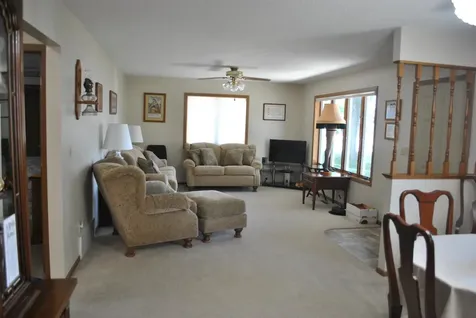 506 N Second Guttenberg IA 52052