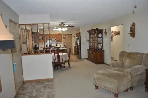 506 N Second Guttenberg IA 52052