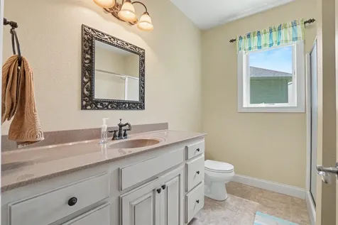 2491 Millstone Dubuque IA 52002