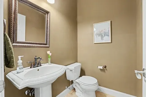 2491 Millstone Dubuque IA 52002