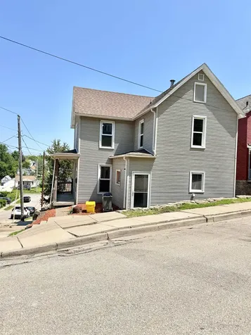 2106 Kleine Dubuque IA 52001
