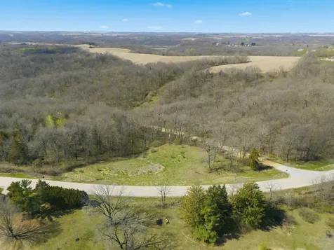 Lot 2-6 St Catherine Bellevue IA 52031