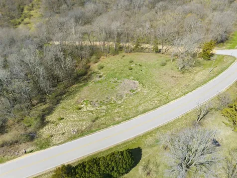 Lot 2-6 St Catherine Bellevue IA 52031