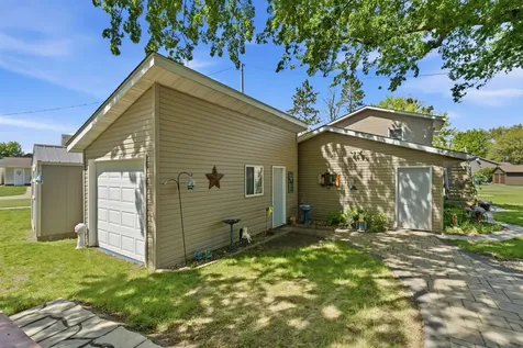 26347 212 Th Delhi IA 52223-0000