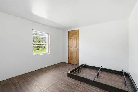 2842 285 Hopkinton IA 52237