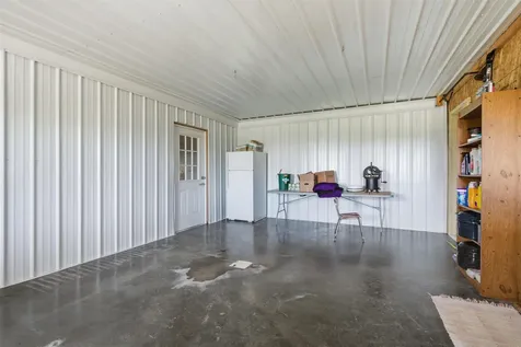 2842 285 Hopkinton IA 52237