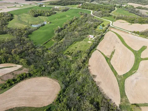 2842 285 Hopkinton IA 52237