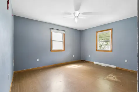 338 E Plum West Union IA 52175
