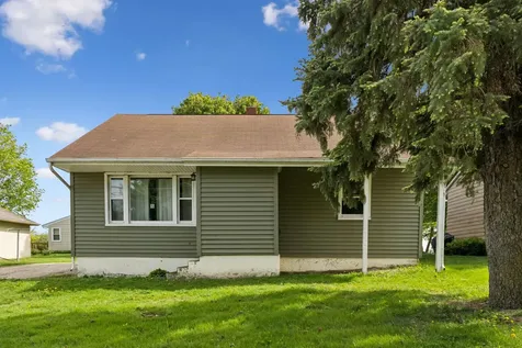 338 E Plum West Union IA 52175