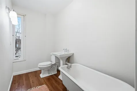 2255-2257 Jackson Dubuque IA 52001