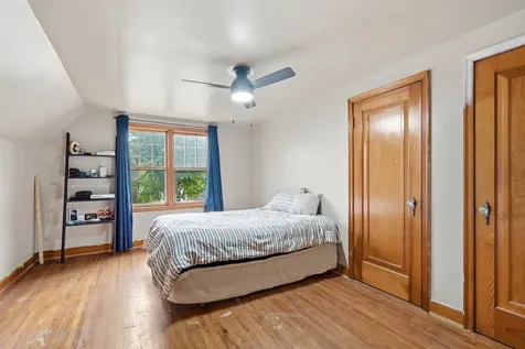 317 W Grand Monticello IA 52310
