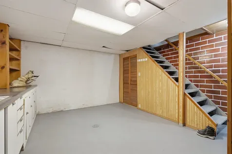 317 W Grand Monticello IA 52310