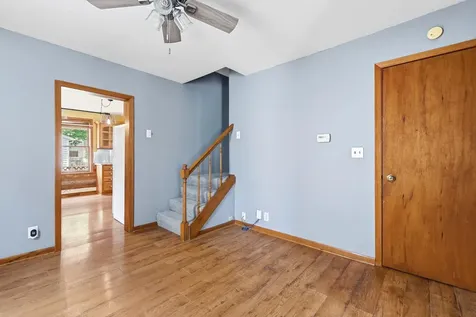 273 N Booth Dubuque IA 52001
