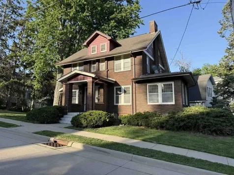 660 Alta Vista Dubuque IA 52001