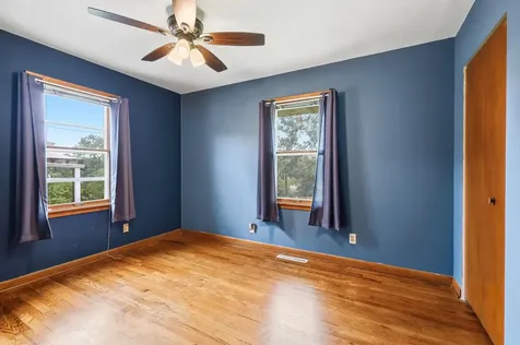 1040 Clara Dubuque IA 52001