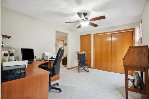 616 W 1st Cascade IA 52033