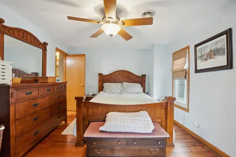 616 W 1st Cascade IA 52033