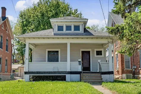 2501 Central Dubuque IA 52001