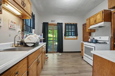 2501 Central Dubuque IA 52001