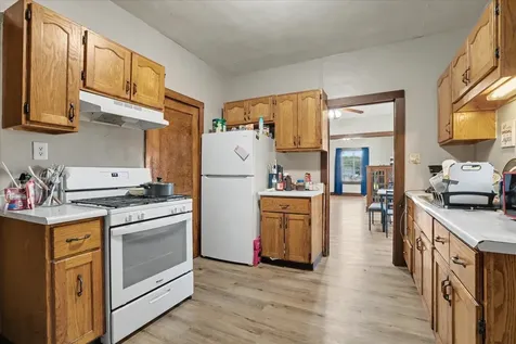 2501 Central Dubuque IA 52001