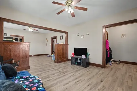 2501 Central Dubuque IA 52001