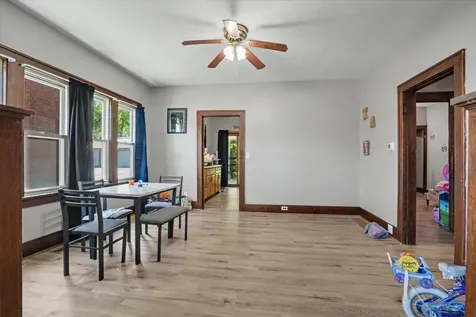 2501 Central Dubuque IA 52001