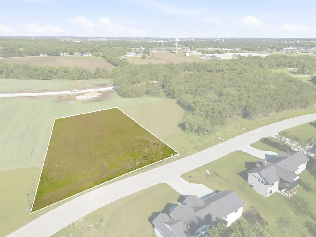 2034 SE Wildwood Dyersville IA 52040
